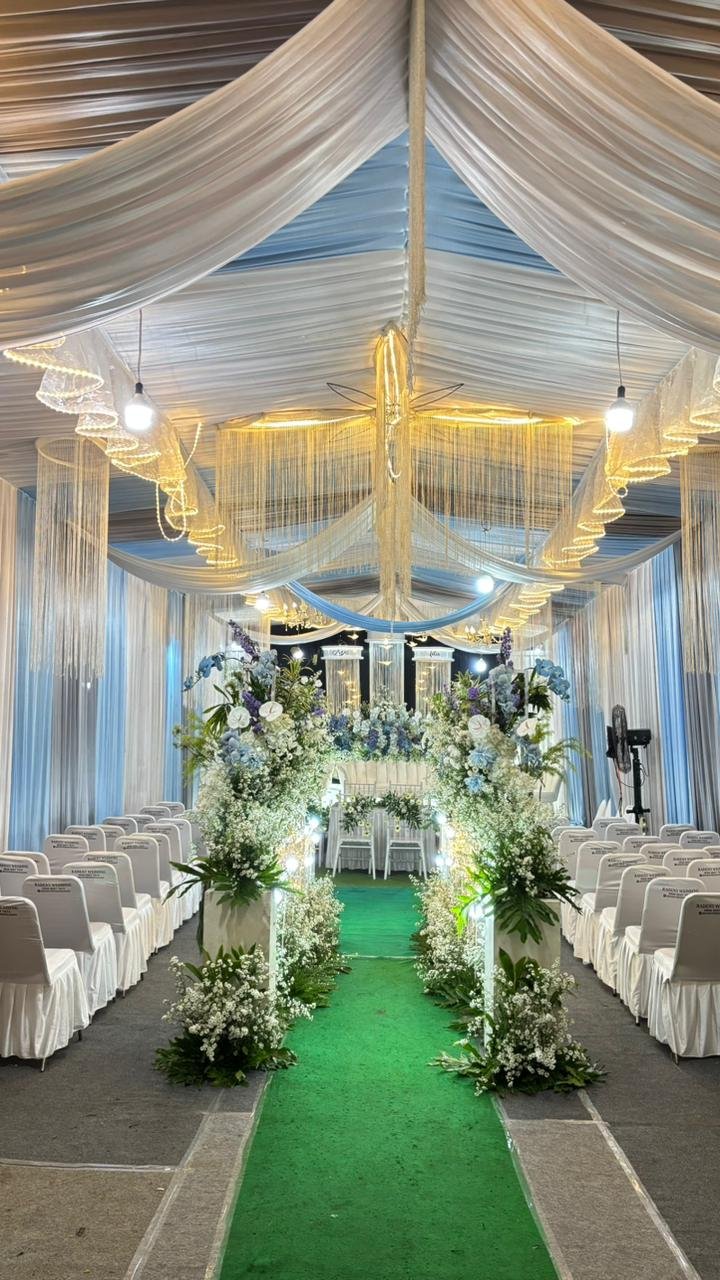 Contoh Hasil Akhir Dekorasi Tenda Pernikahan yang Elegan di Kebayoran Lama