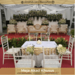 Meja Akad Khusus Dengan Kursi Tiffani