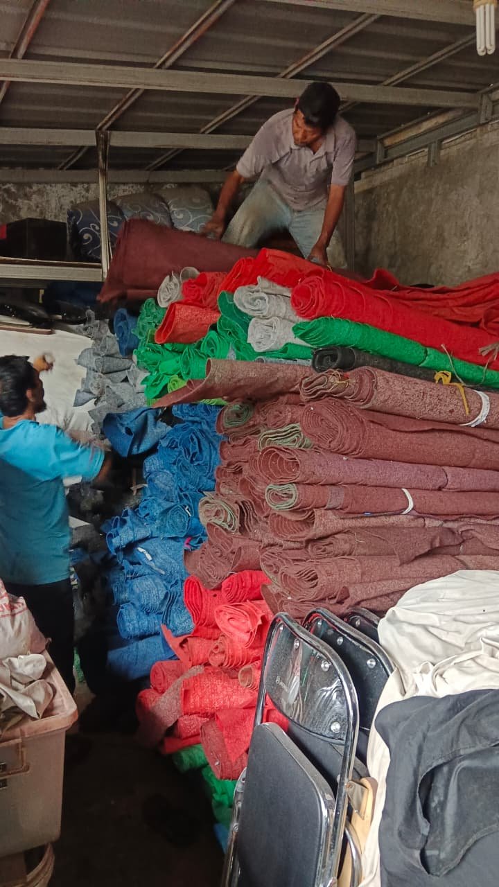 Proses perawatan dan cuci karpet PestaHub