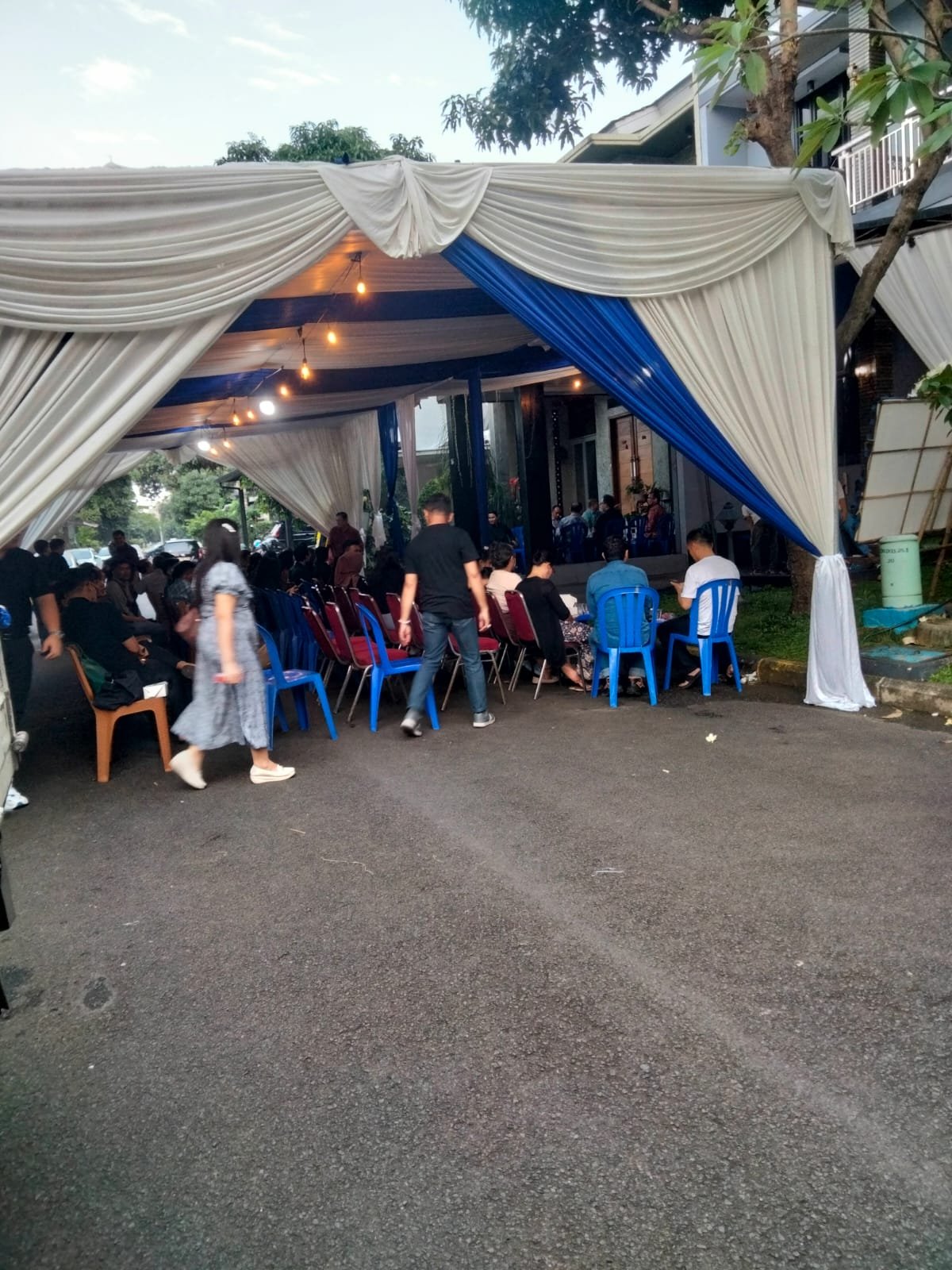 Layanan sewa tenda dan alat pesta lengkap terdekat di Bantar Gebang Bekasi